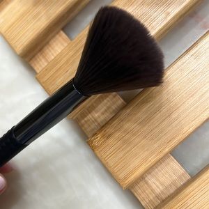 🆕❗️Laruce blush brush